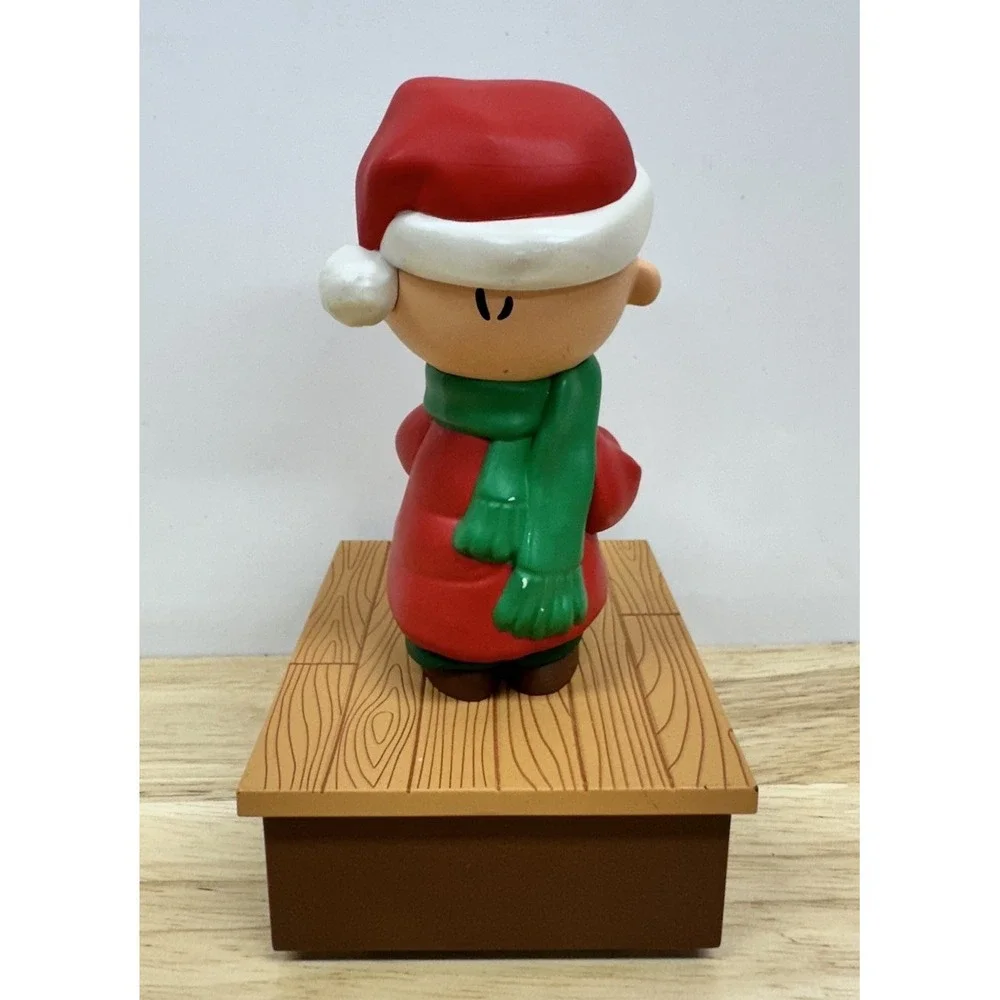 2011 Hallmark Peanuts Band Charlie Brown On Saxophone Tested Play Music & Move